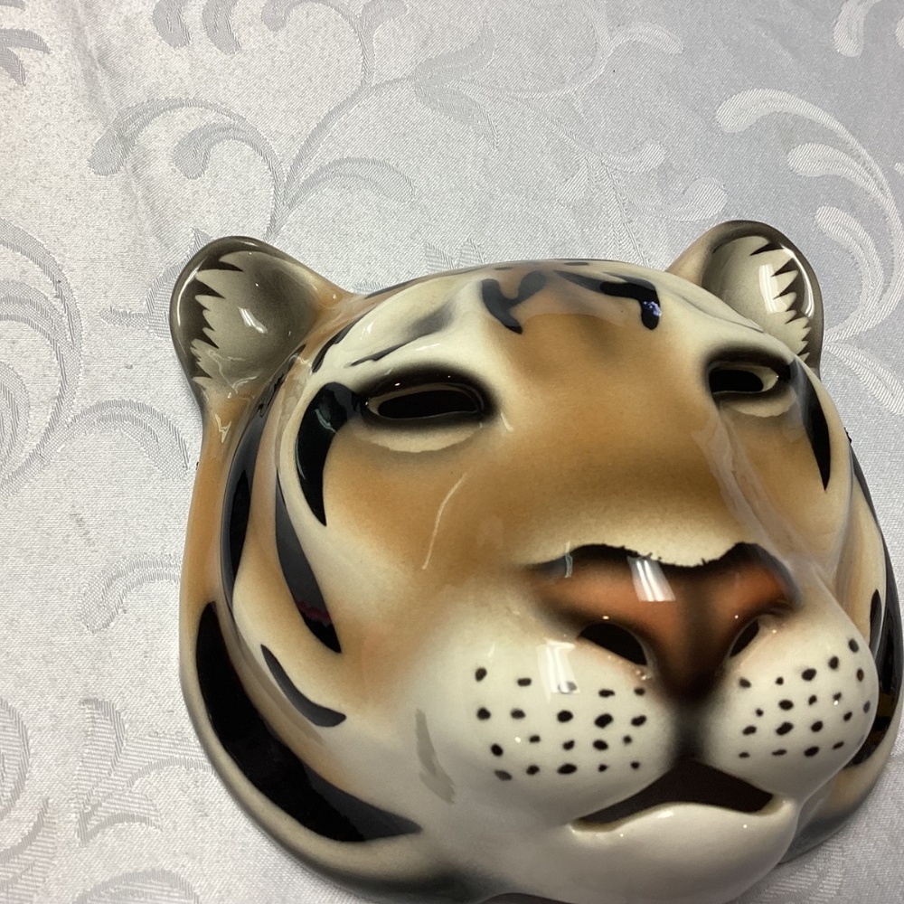 TIGER. Vintage African PORCELAIN .HOME DECOR Decor Handmade ARTIST SIGNED - Picture 4 of 8